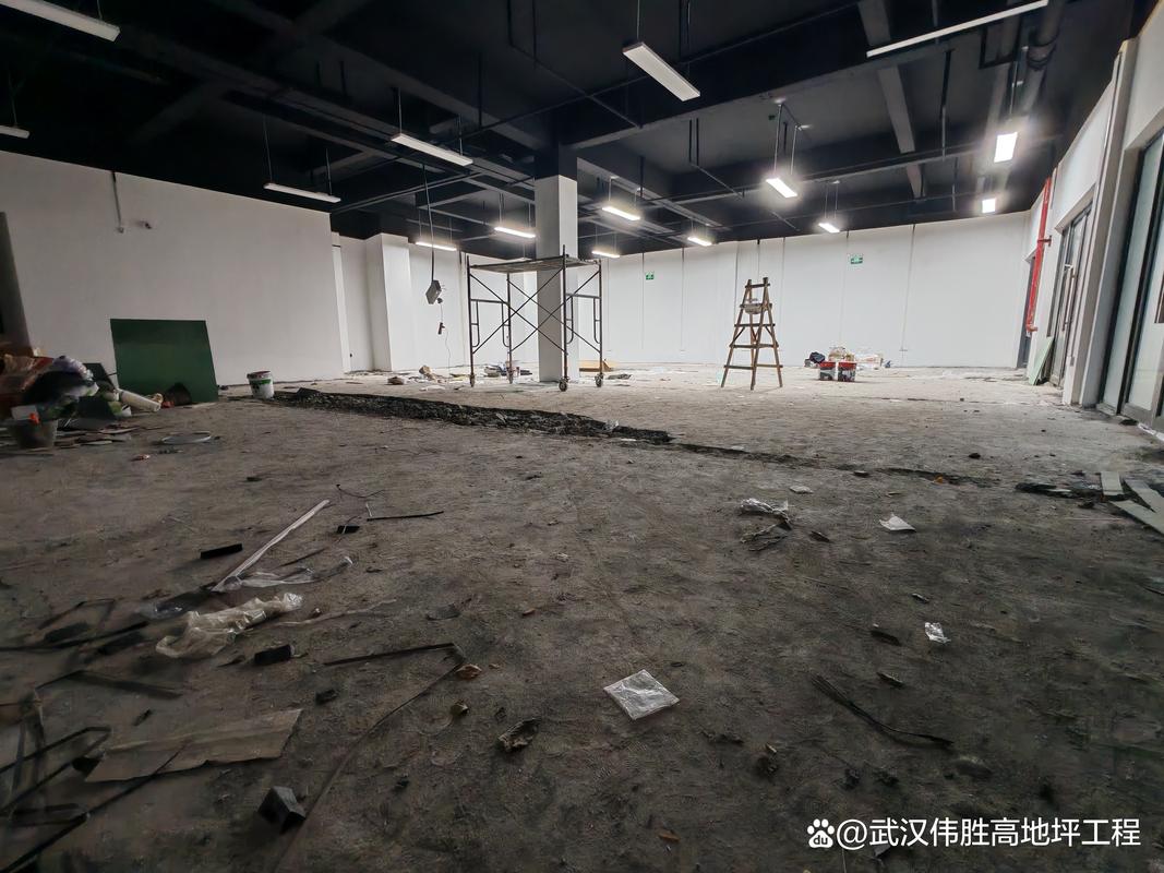 武漢偉勝高地坪 打造專業(yè)運(yùn)動(dòng)地膠與水泥自流平地坪工程的不二之選